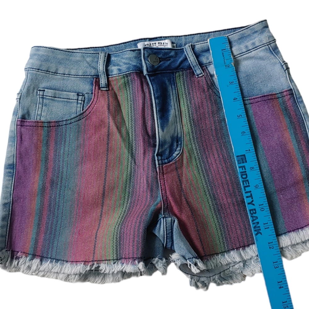 CRAZY TRAIN Jean Shorts Serape Denim Print Frayed Hem Size Medium - Picture 4 of 6